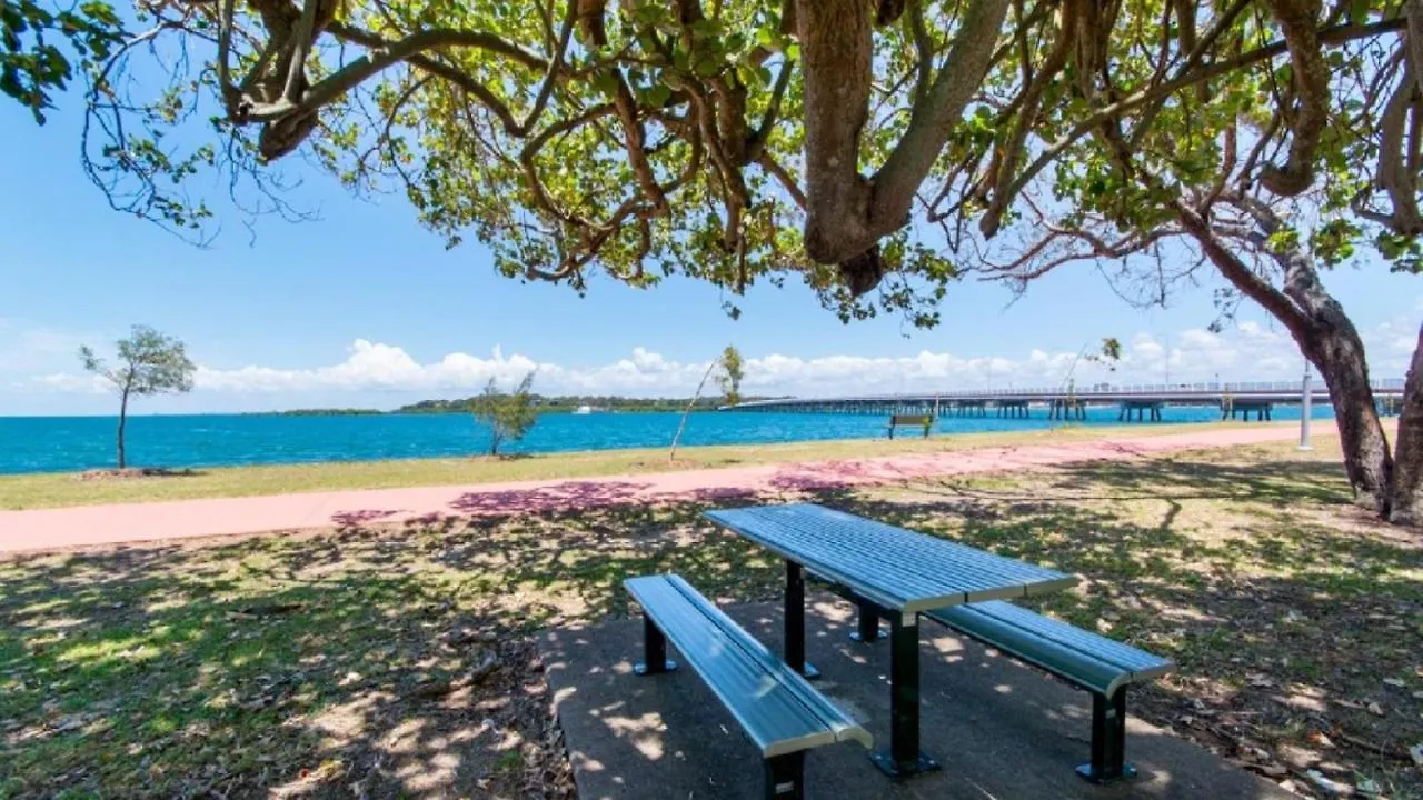 Spectacular Unit Overlooking Pumicestone Passage - Welsby Pde, Bongaree 0*,
