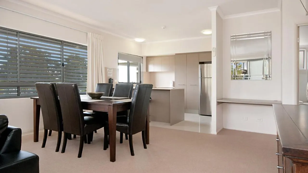 Spectacular Unit Overlooking Pumicestone Passage - Welsby Pde, Bongaree Australien